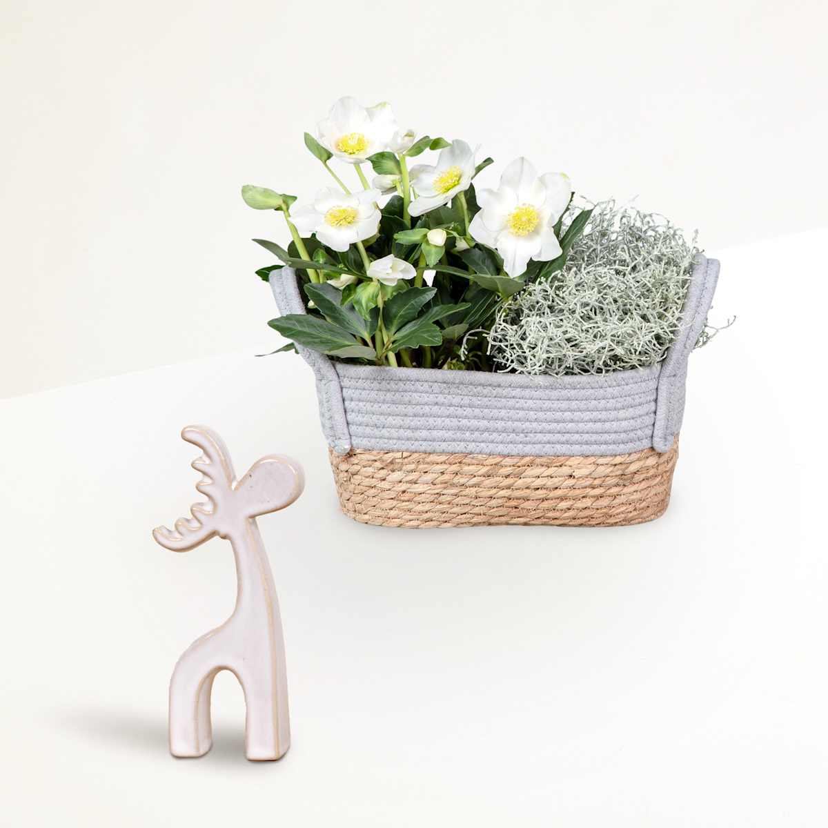 Winterzauber mit Keramik Hirsch