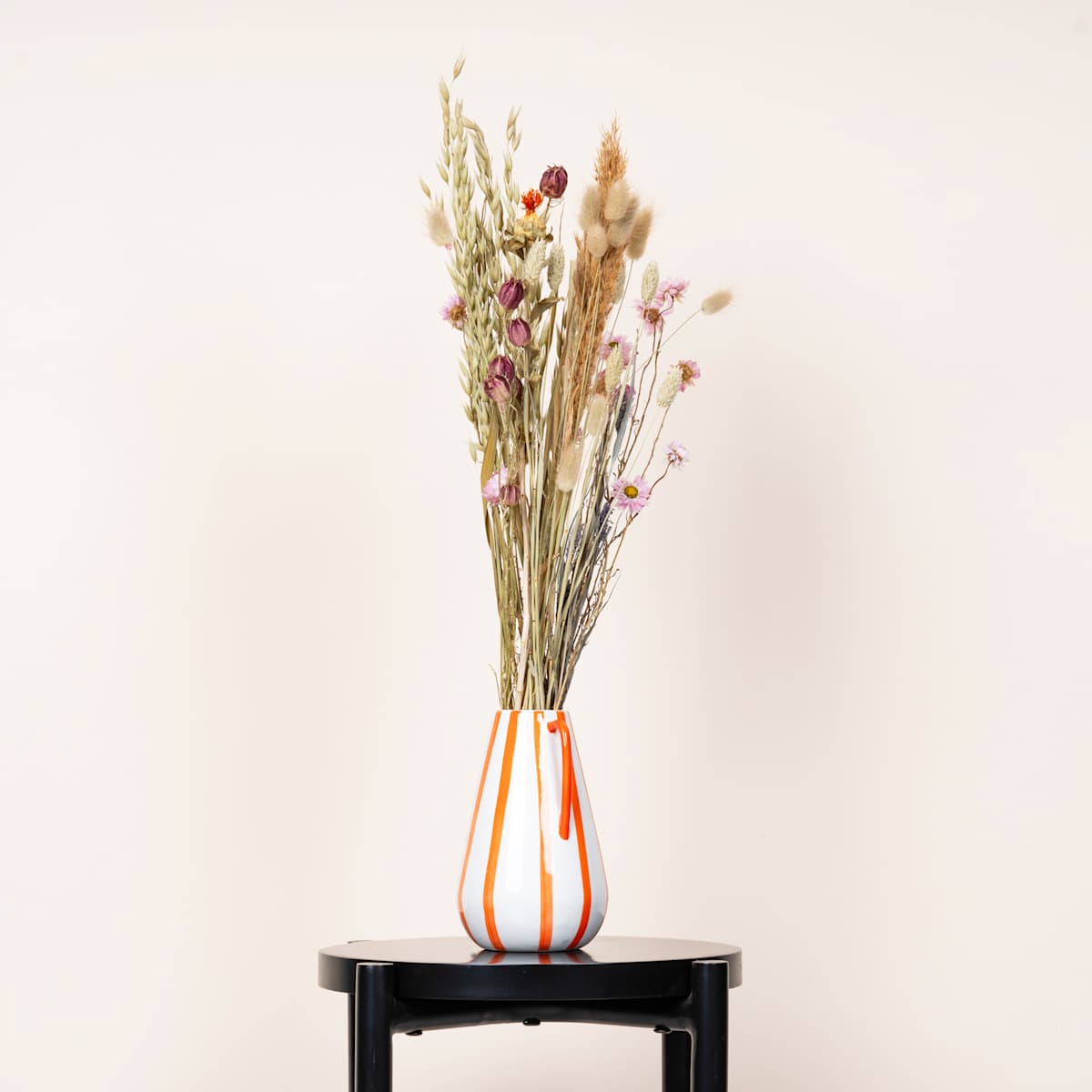 Keramik Vase Weiß/Orange mit Griff