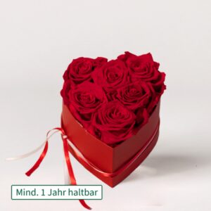 6 rote haltbare Rosen in herzförmiger Schachtel