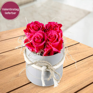 4 pinke haltbare Rosen in Hutschachtel