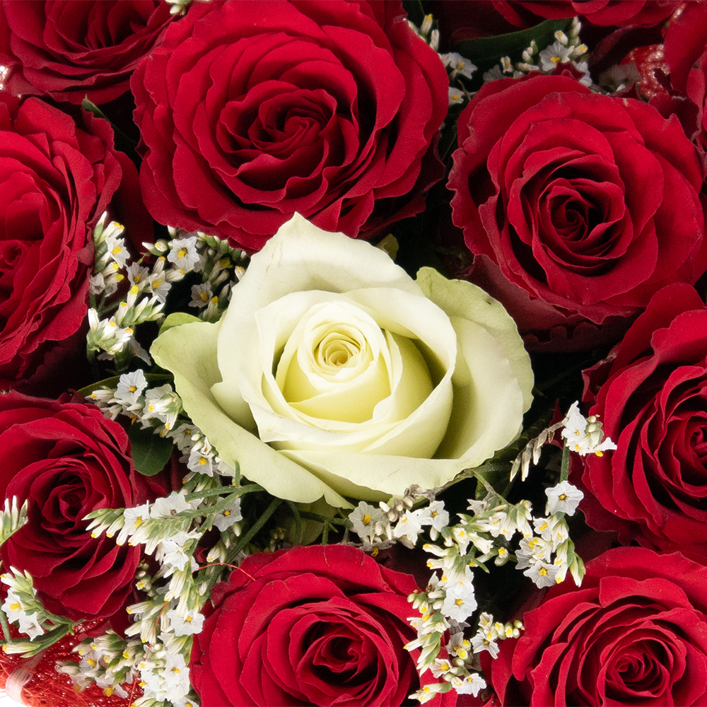 Blumenstrauß Rosenkuss in Herzform – Bild 2