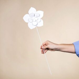 Metallstecker Blüte Weiß