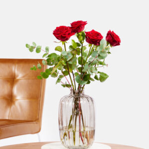 Lucidy Roses mit Vase