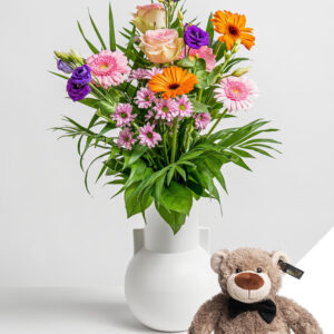 Blütenpoesie mit Teddy