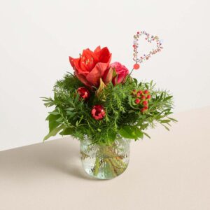 Weihnachtsgruß mit Perlenherzstecker