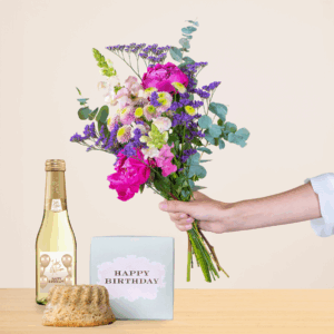 Sommerbote mit Geburtstagsküchlein und Sekt
