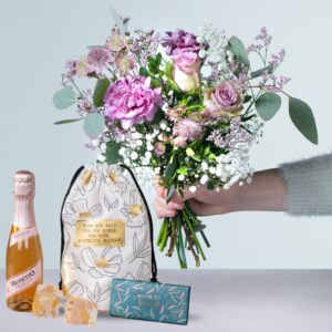 Blumenpost mit Geschenkset Selflove