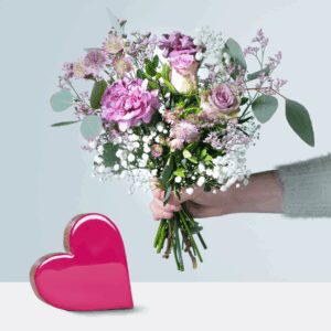 Blumenpost mit Deko-Aufsteller Herz