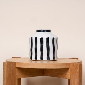 Steingut Vase Streifen Schwarz/Weiß