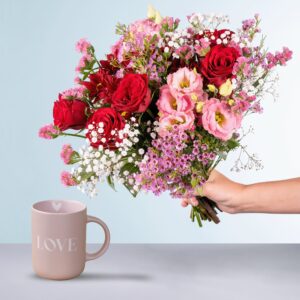 Liebesgrüße mit Becher Love rosa