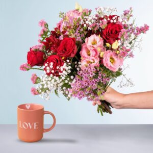 Liebesgrüße mit Becher Love rot