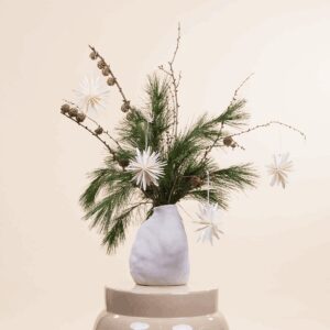 DIY Vase Scandi Christmas