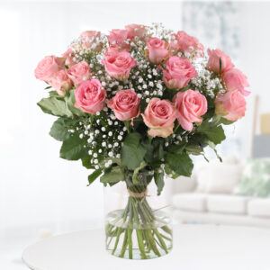 Rosa Rosen mit Schleierkraut – Premium-Rosen Rosa Rosen mit Schleierkraut – Premium-Rosen